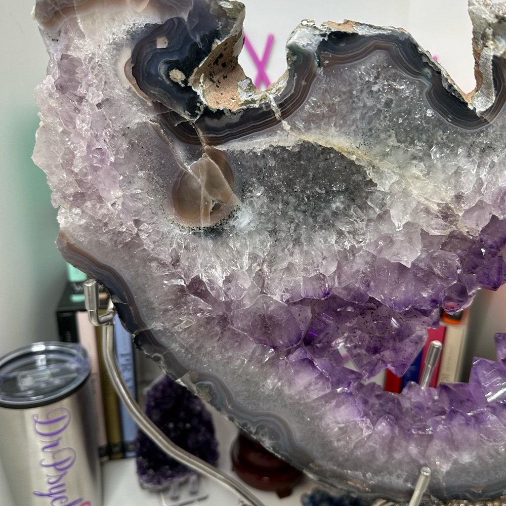 Amethyst Large Point Portal w/Custom Stand- AMYPTLSTAND-001 - Picture 8 of 11